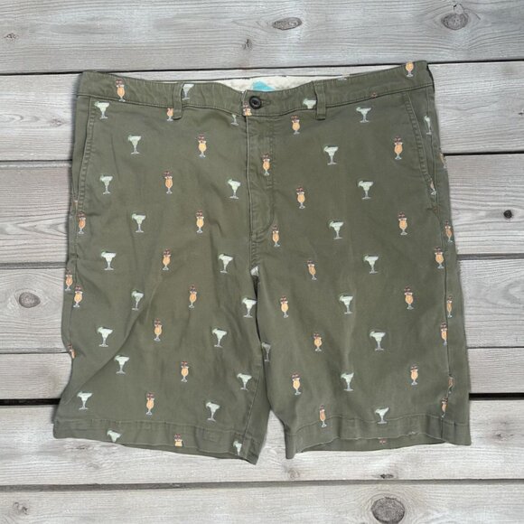 TOMMY BAHAMA Men's Olive Green Cocktail Print Embroidered Shorts Size 38 - Picture 1 of 8